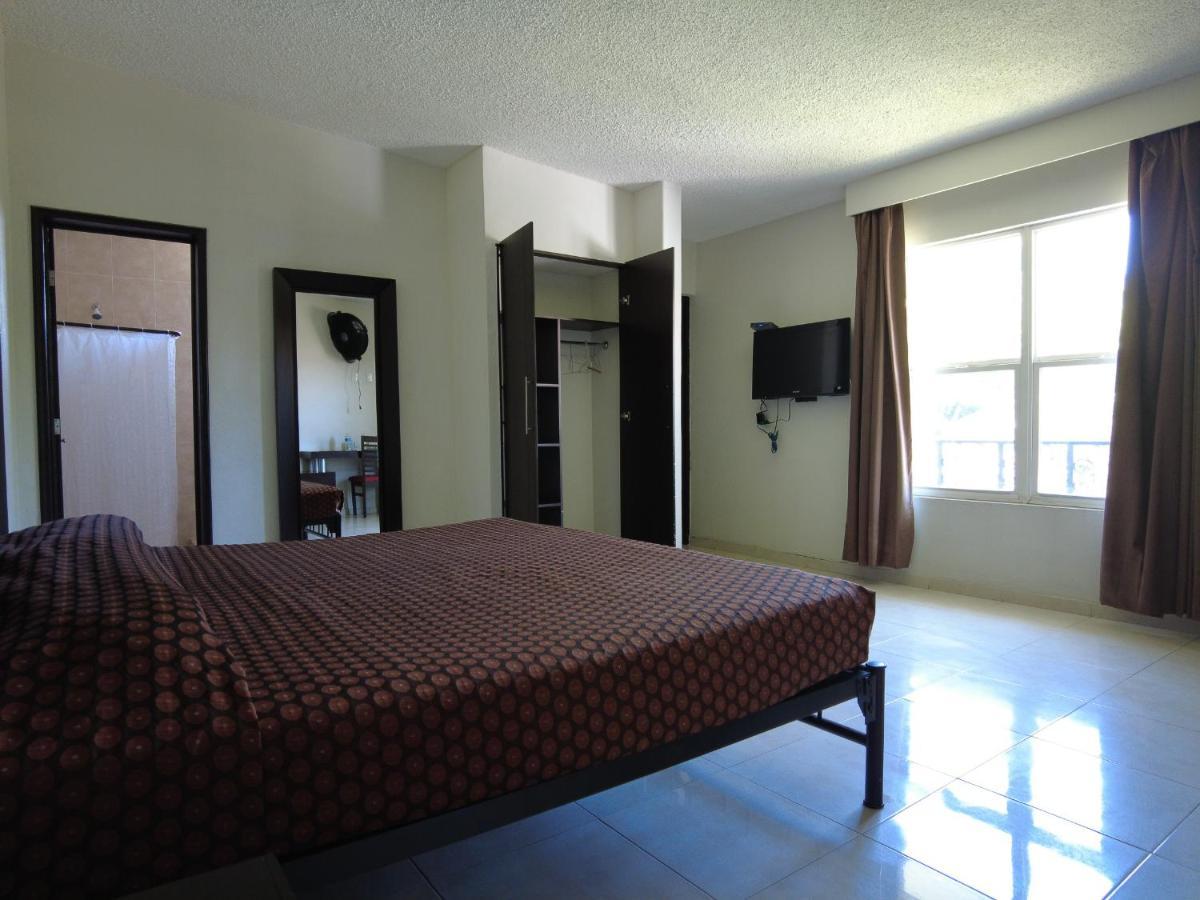 Hotel O Puente 산후안델리오 외부 사진